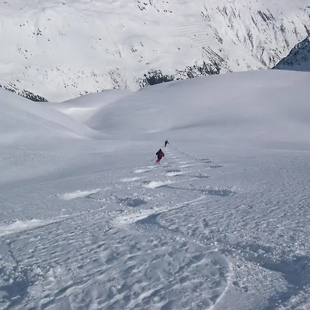 Gottardo Sud 3*